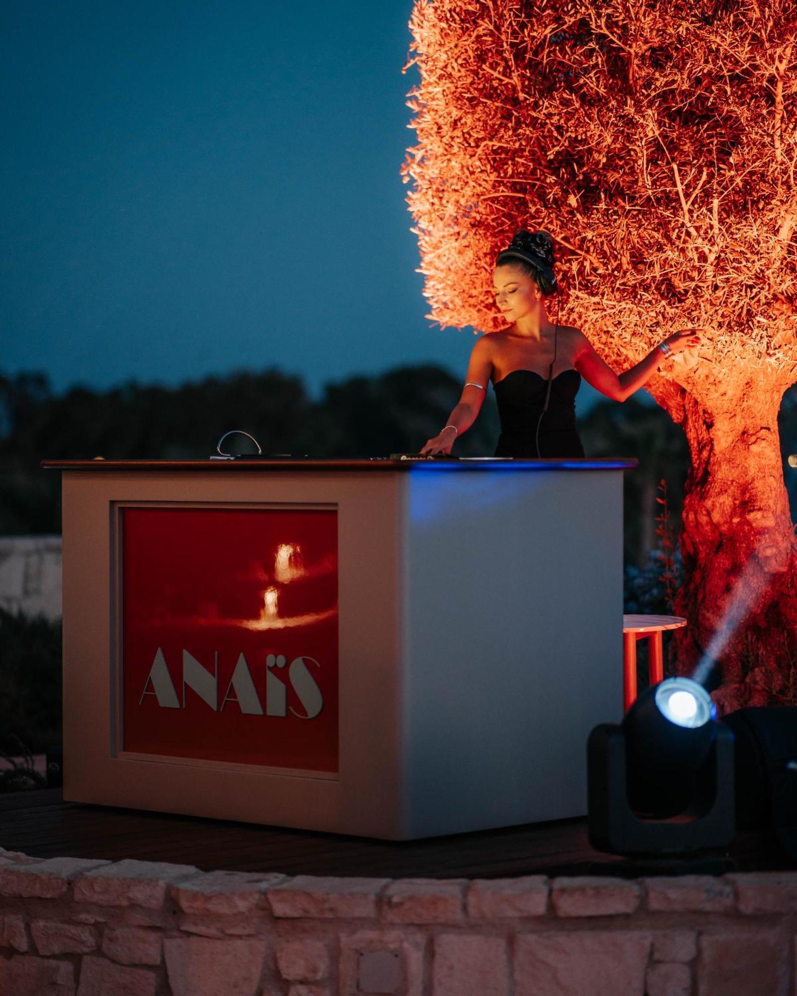 City Of Dreams Mediterranean - Integrated Resort, Casino & Entertainment Lemesos Exteriér fotografie DJ at the 2019 edition